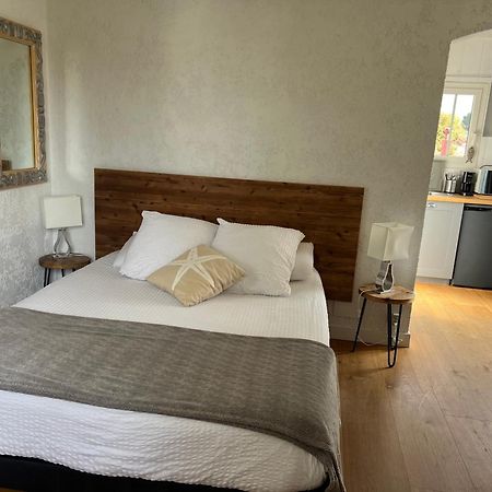 Les Chambres De L'Arestel Ngoại thất bức ảnh