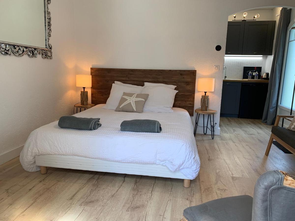 Les Chambres De L'Arestel Ngoại thất bức ảnh